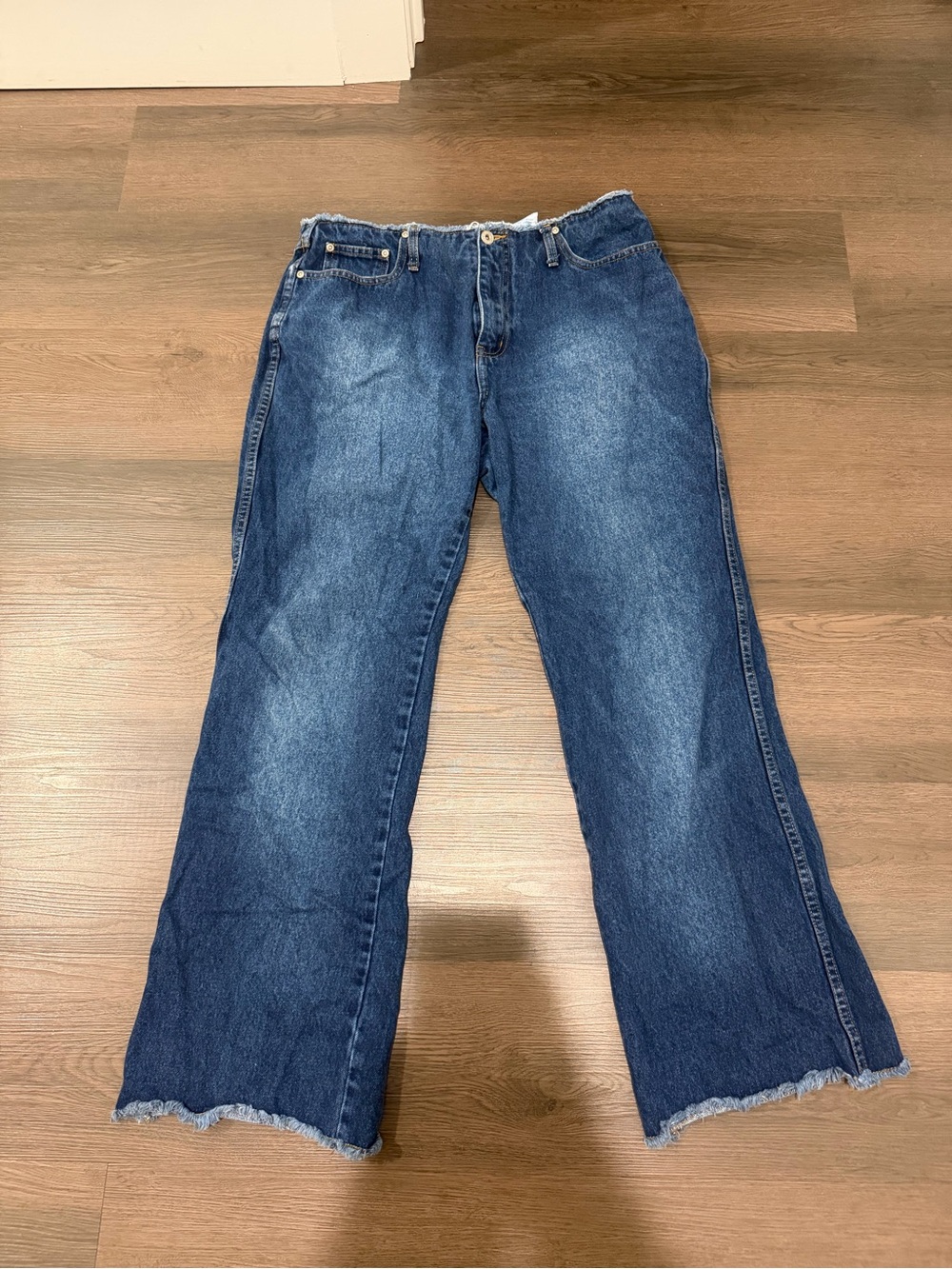 Vintage LA Blues Classic Wide-Leg Women's Jeans in Dark Blue